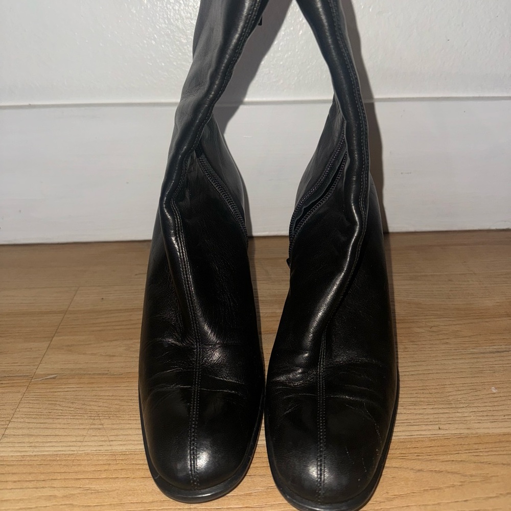 Barney’s newyork black leather ankle boots